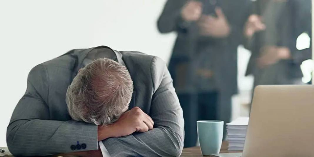 Sürekli yorgun hissetmenizin altında yatan gerçek ne? Uzmanlar kronik yorgunluğun sebebini açıkladı! 3